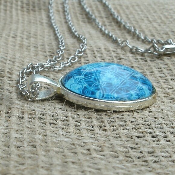 Lotus Flower Pentacle Glass Cabochon Pendant Necklace - Picture 7 of 13